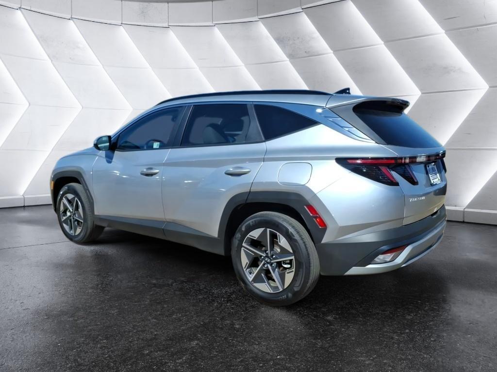 used 2025 Hyundai TUCSON Hybrid car, priced at $32,020