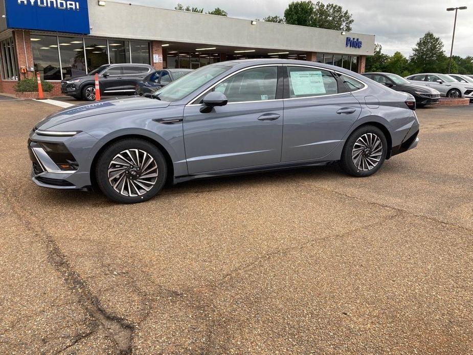 new 2024 Hyundai Sonata Hybrid car, priced at $36,861