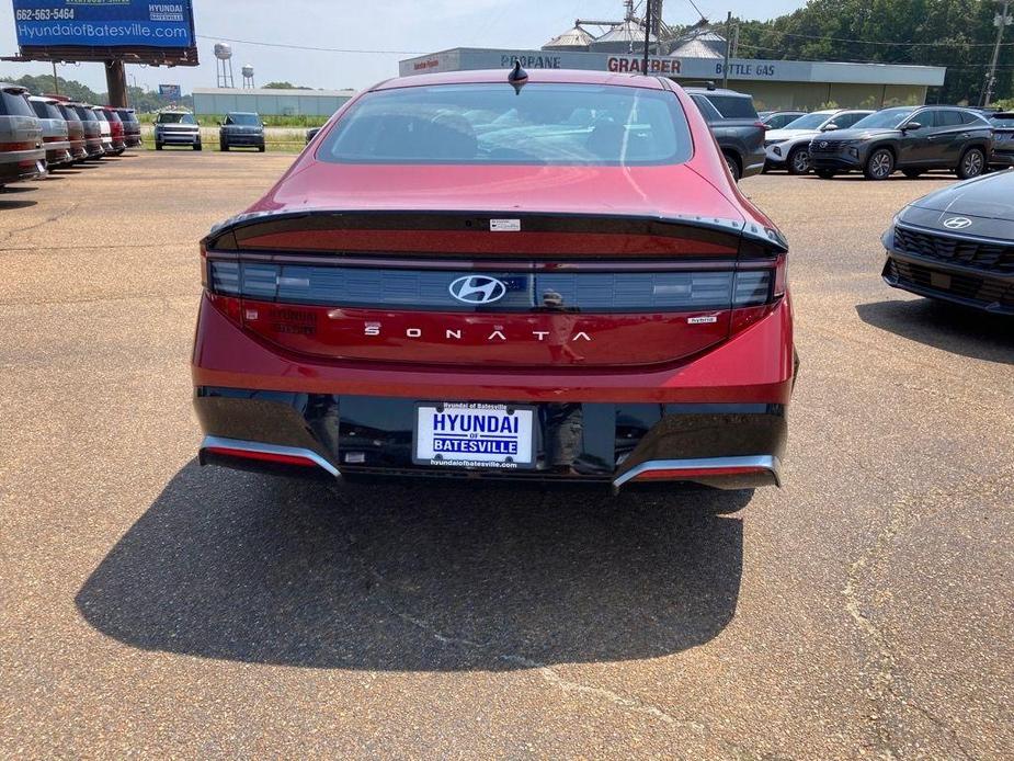 new 2024 Hyundai Sonata Hybrid car, priced at $30,874