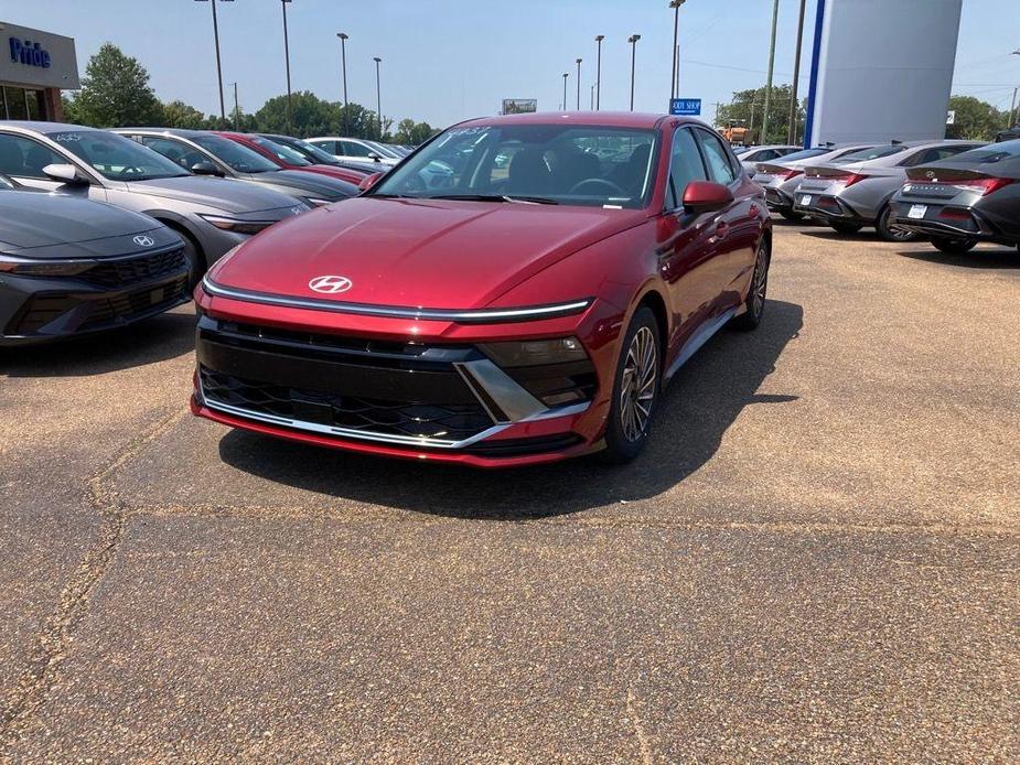 new 2024 Hyundai Sonata Hybrid car, priced at $30,874