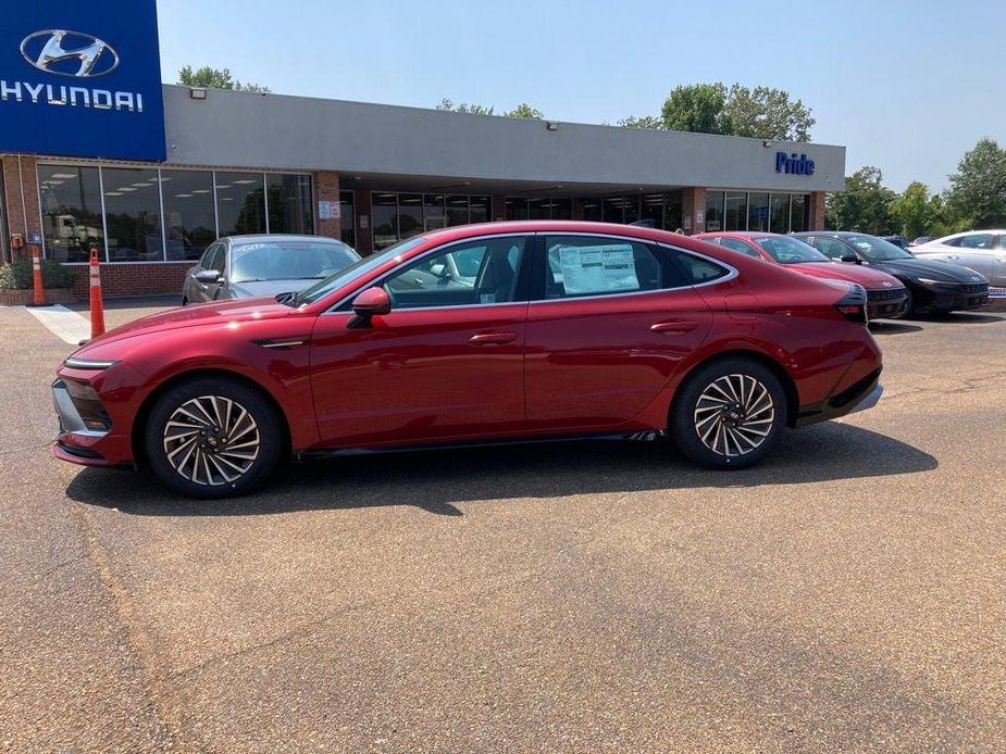 new 2024 Hyundai Sonata Hybrid car, priced at $30,874