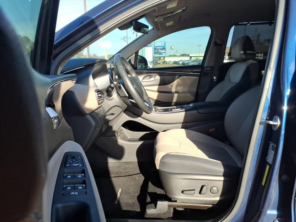 used 2022 Hyundai Santa Fe car, priced at $16,277
