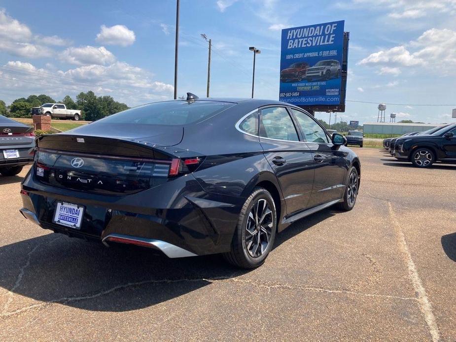 new 2024 Hyundai Sonata car, priced at $27,062