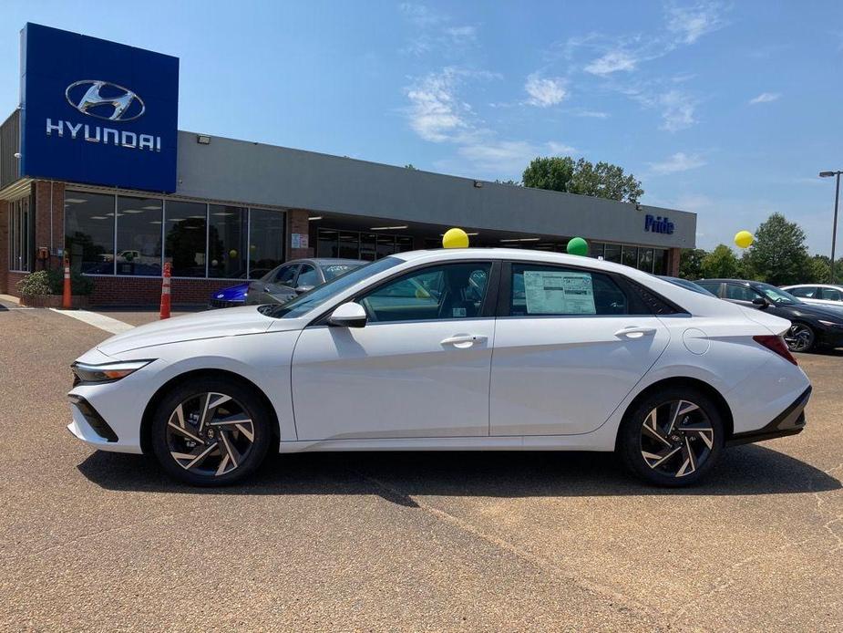 new 2024 Hyundai Elantra car, priced at $26,190