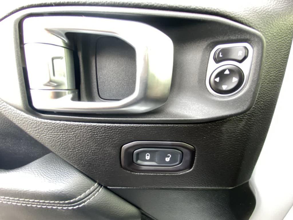 used 2019 Jeep Wrangler Unlimited car, priced at $28,744