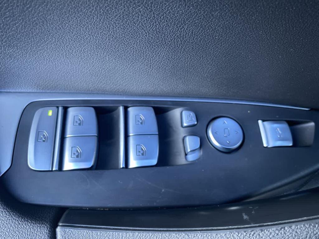 used 2021 BMW X3 car, priced at $22,761