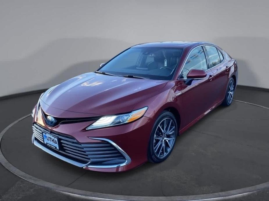 used 2021 Toyota Camry Hybrid car, priced at $29,687