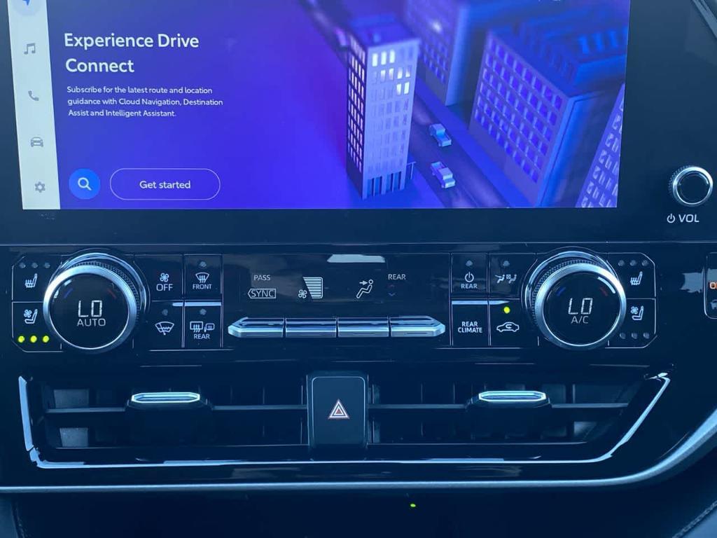 used 2023 Toyota Highlander car, priced at $38,416