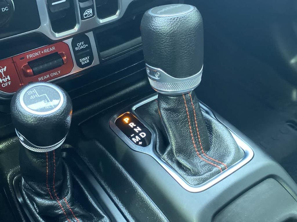 used 2021 Jeep Gladiator car, priced at $38,782