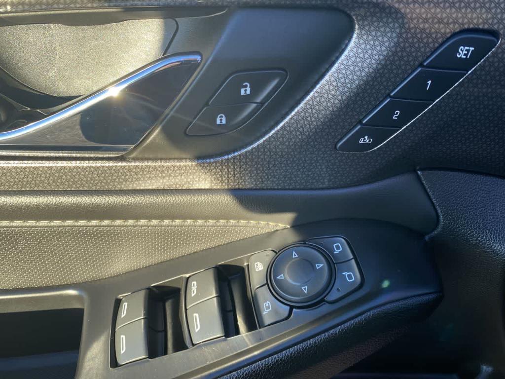 used 2023 Chevrolet Traverse car, priced at $37,887