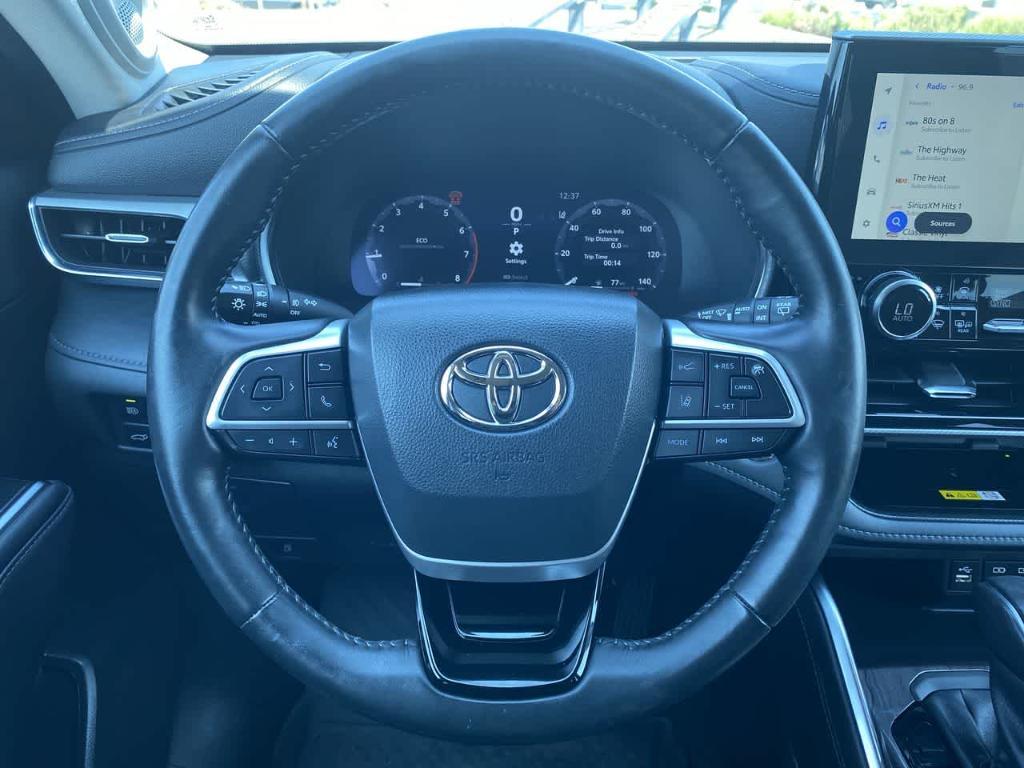 used 2023 Toyota Highlander car, priced at $42,756