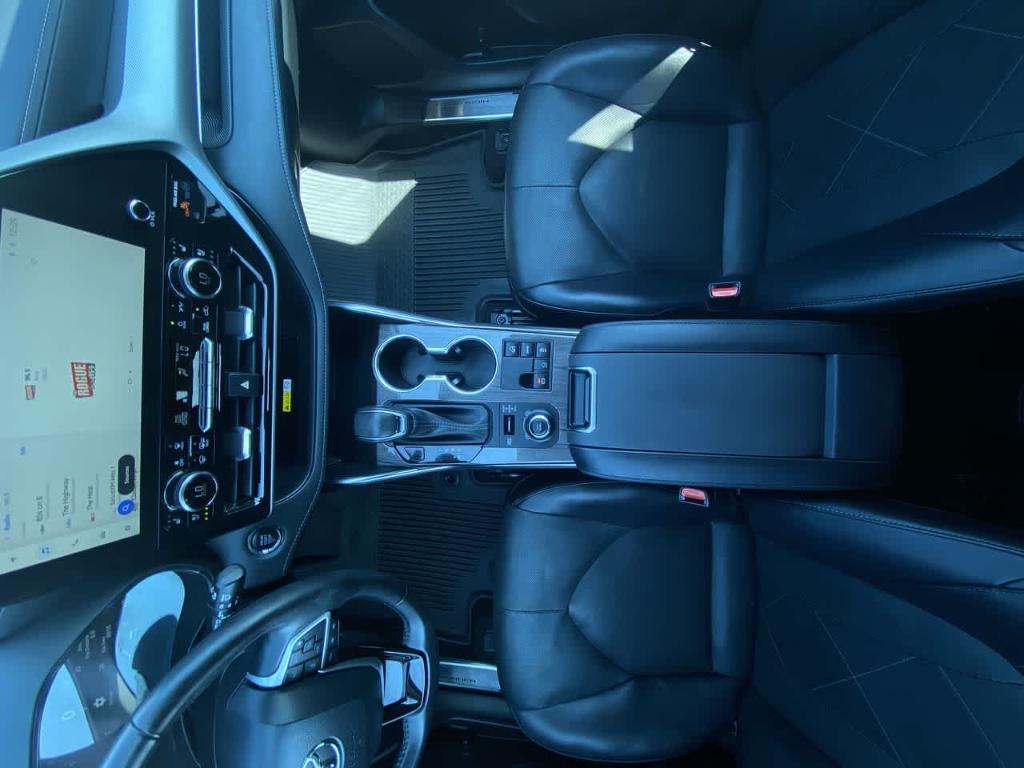 used 2023 Toyota Highlander car, priced at $42,756