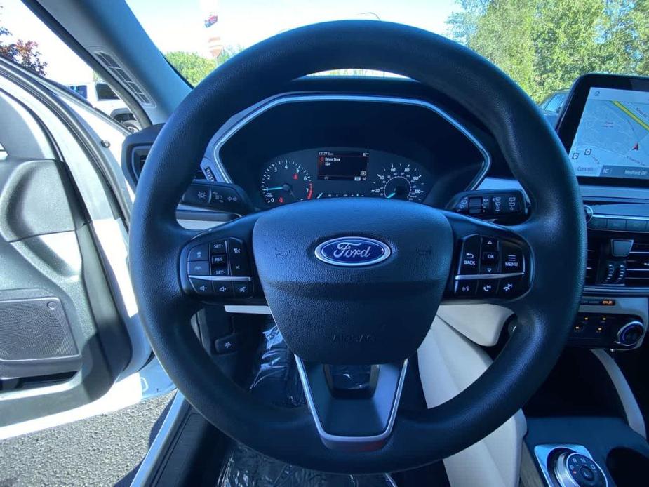 used 2022 Ford Escape car, priced at $25,698