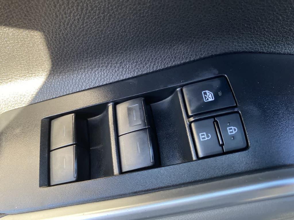 used 2021 Toyota Highlander car, priced at $31,682