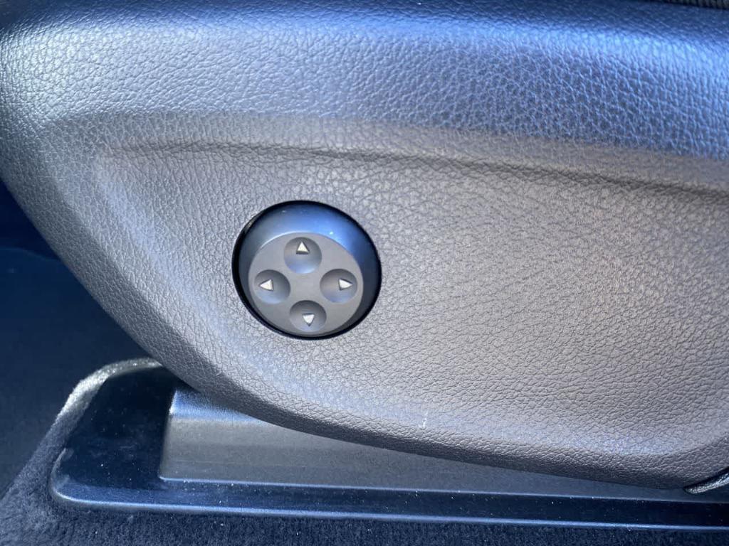 used 2021 Mercedes-Benz GLE 350 car, priced at $35,448