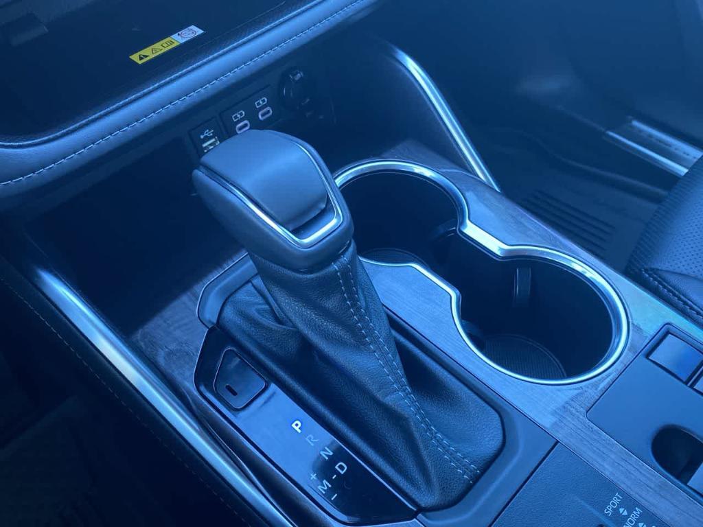 used 2023 Toyota Highlander car, priced at $38,882