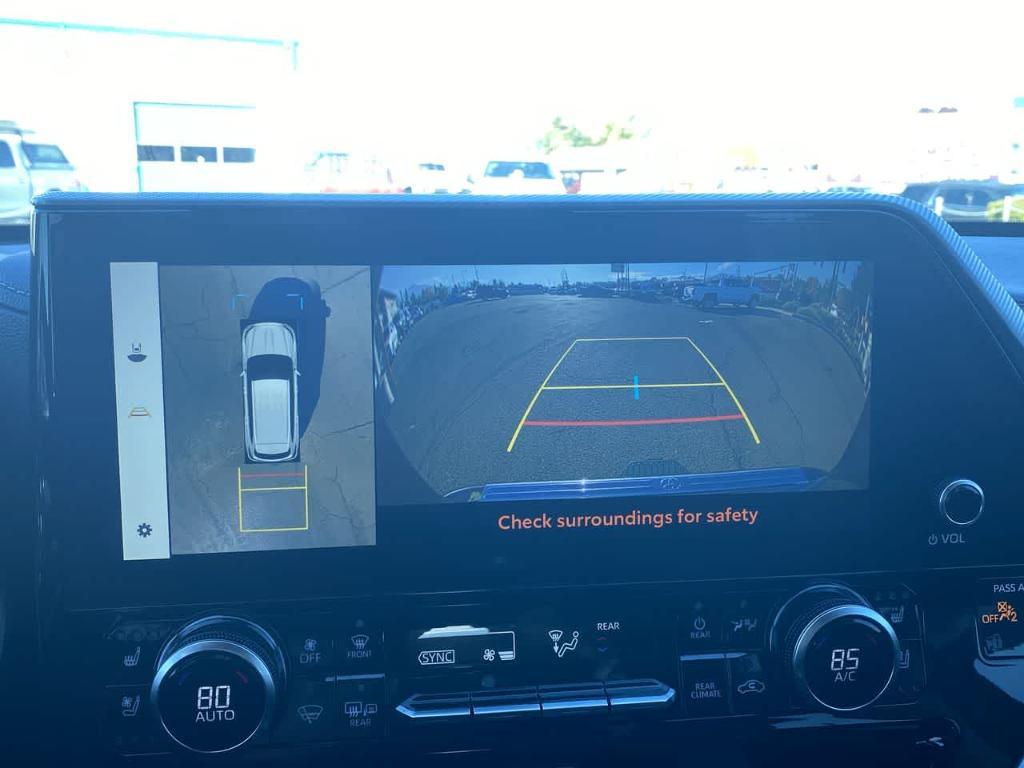 used 2023 Toyota Highlander car, priced at $38,882