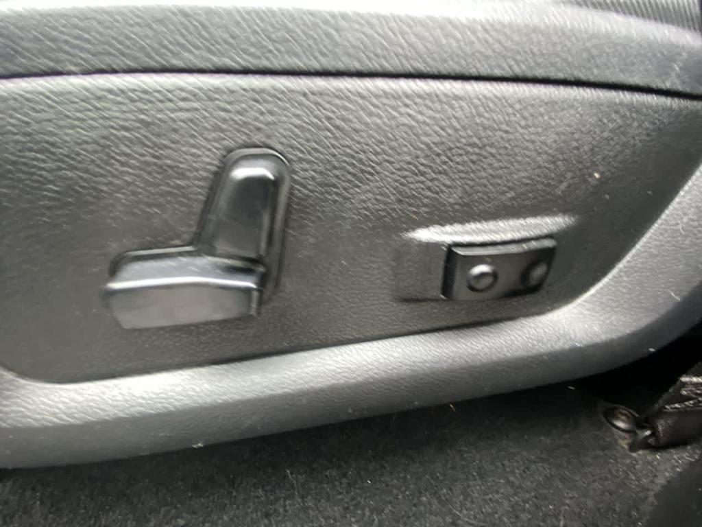 used 2013 Ram 2500 car, priced at $24,922