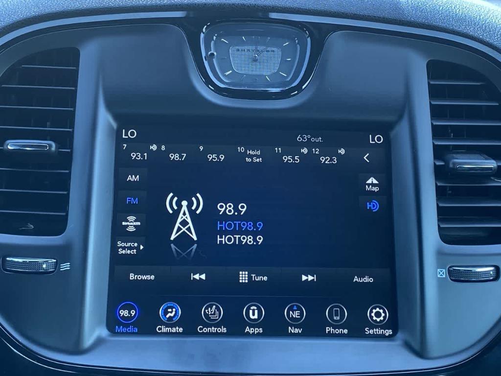 used 2022 Chrysler 300 car, priced at $19,884