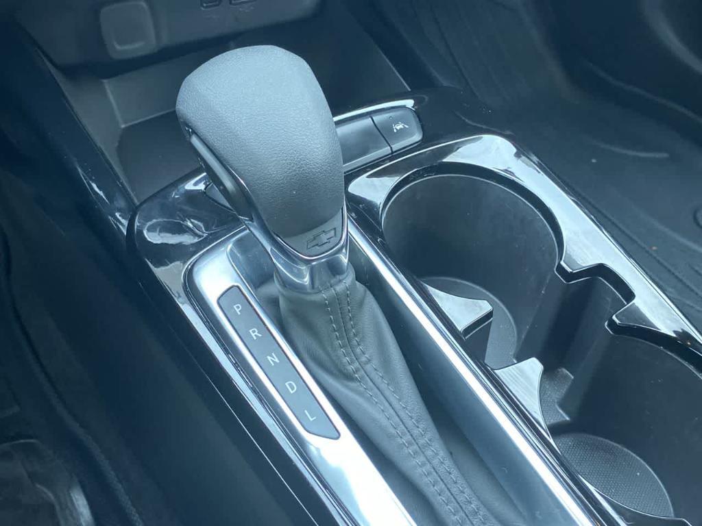 used 2024 Chevrolet Trax car, priced at $20,861