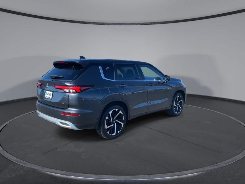 used 2024 Mitsubishi Outlander car, priced at $23,868