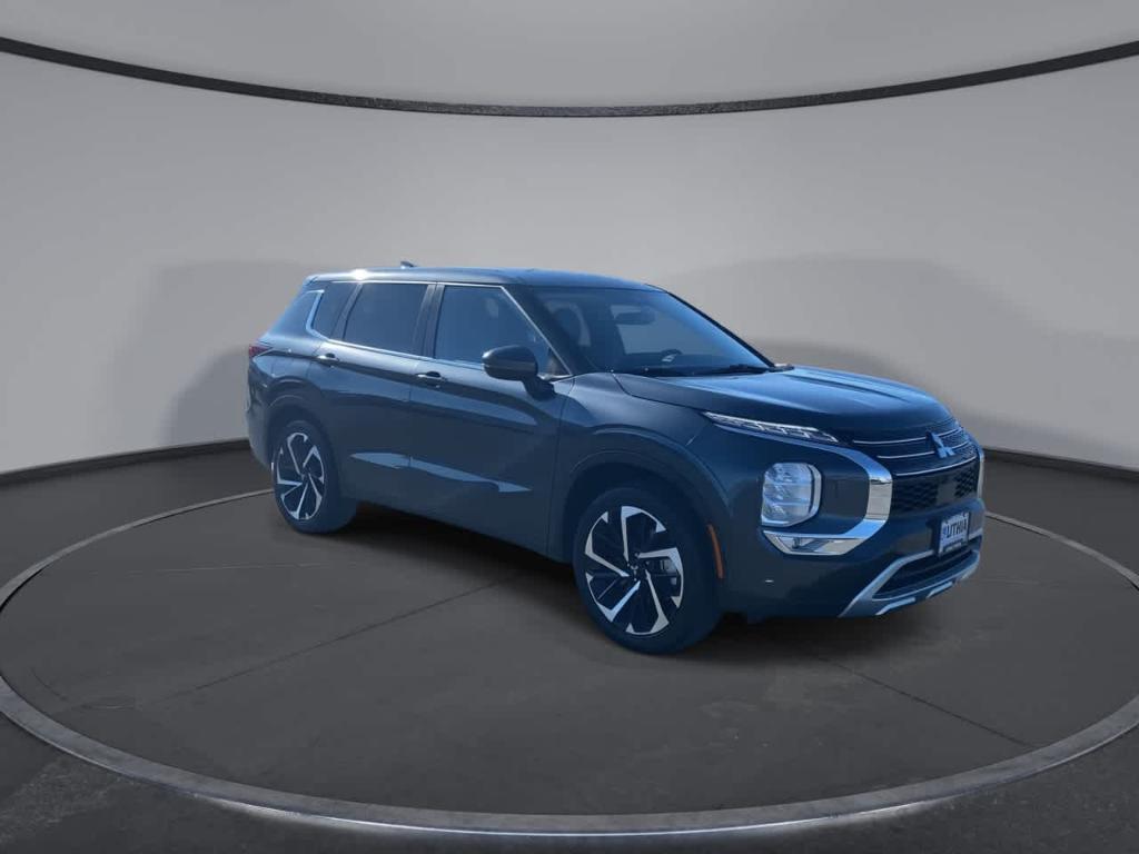 used 2024 Mitsubishi Outlander car, priced at $23,868