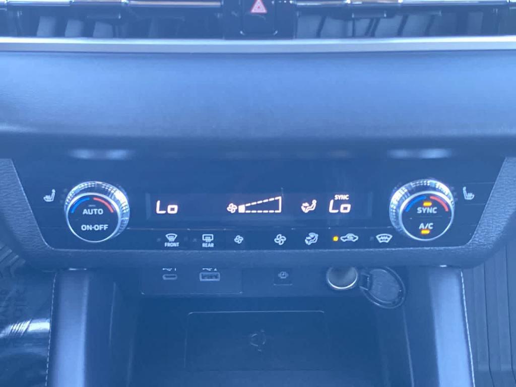 used 2024 Mitsubishi Outlander car, priced at $23,868