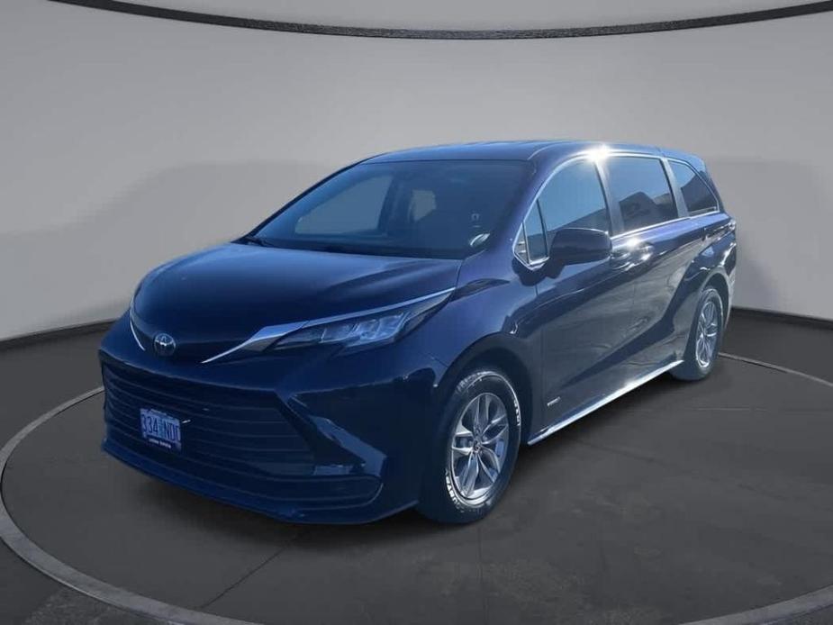 used 2021 Toyota Sienna car, priced at $37,897