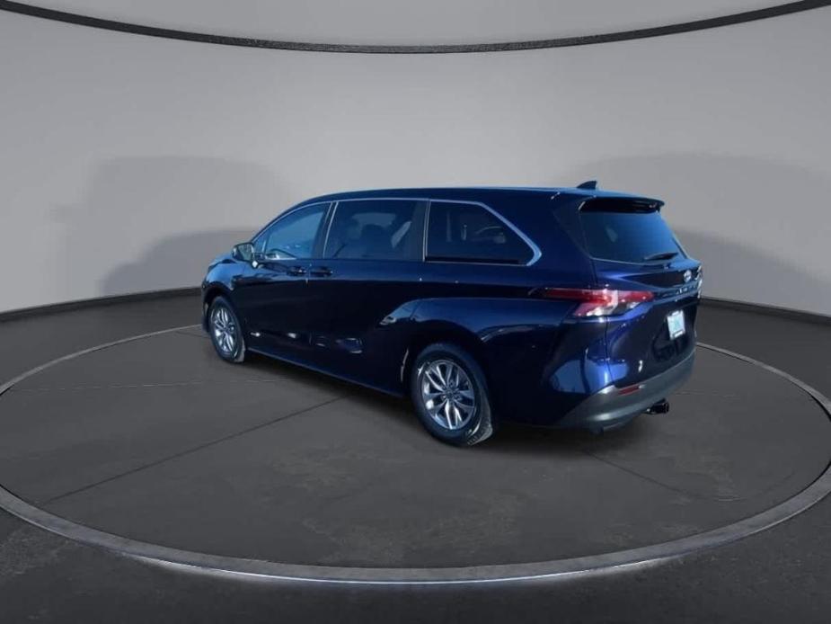 used 2021 Toyota Sienna car, priced at $37,897