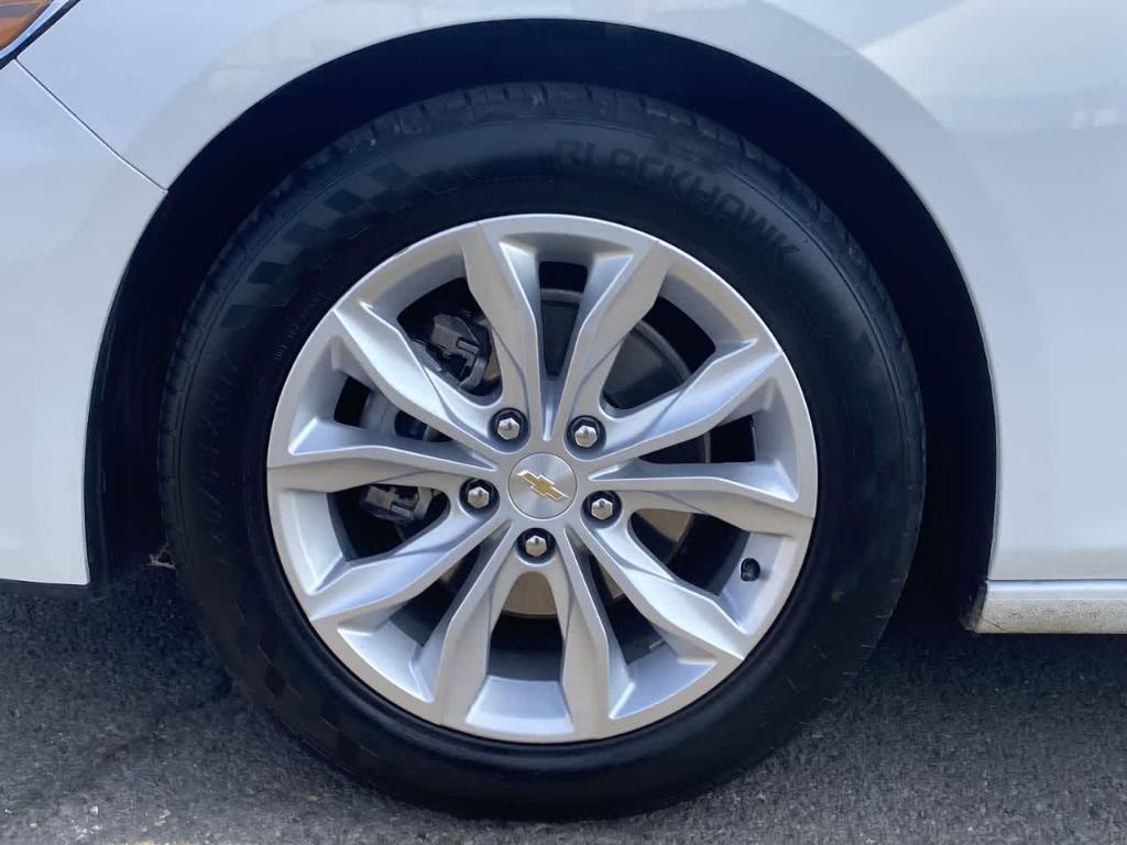 used 2024 Chevrolet Malibu car, priced at $18,751