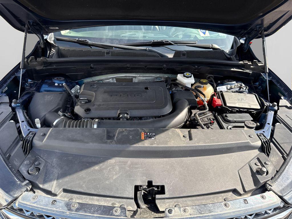 used 2023 Buick Envision car, priced at $28,595