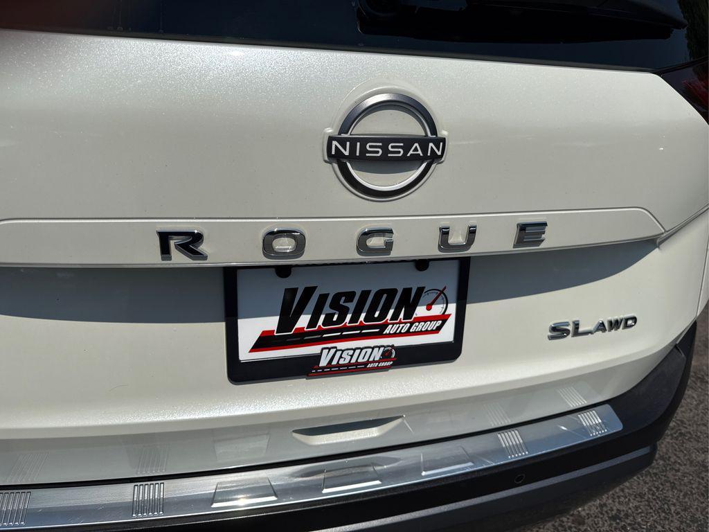 used 2022 Nissan Rogue car, priced at $26,595
