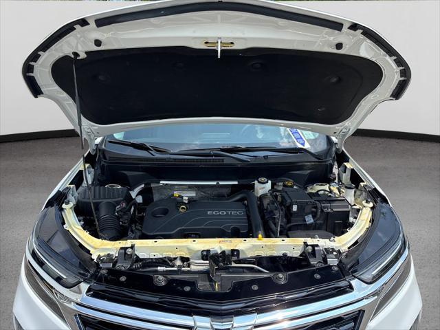 used 2022 Chevrolet Equinox car, priced at $22,290