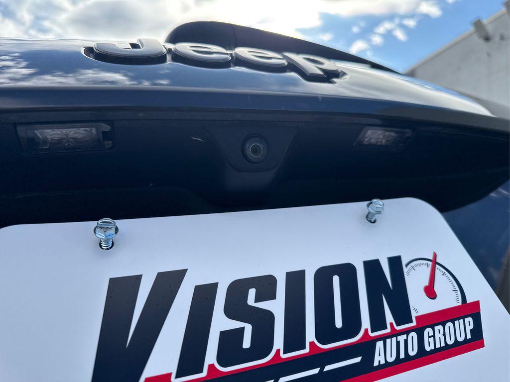 used 2016 Jeep Grand Cherokee car, priced at $14,825