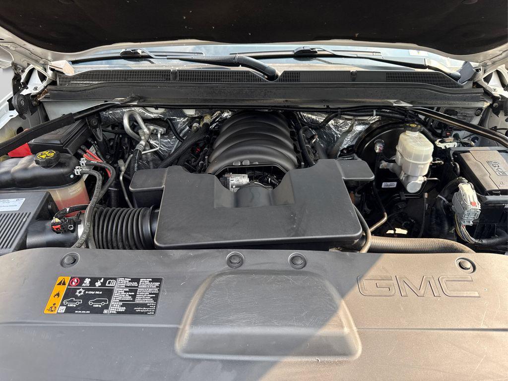 used 2017 GMC Yukon car, priced at $25,590