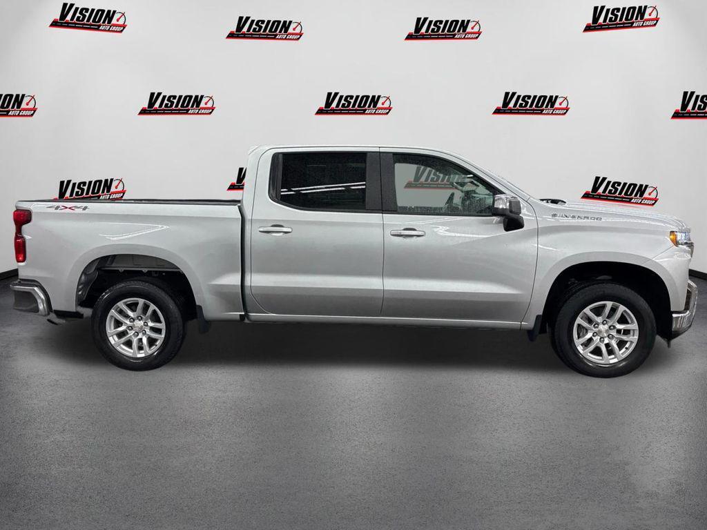 used 2022 Chevrolet Silverado 1500 car, priced at $33,090