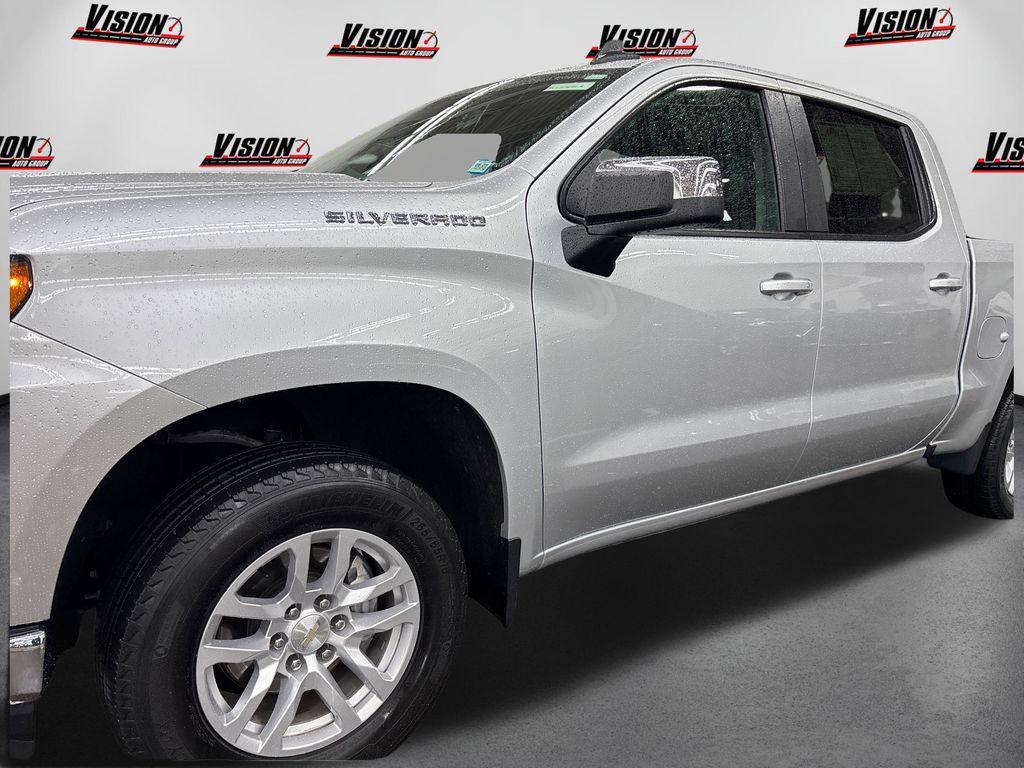 used 2022 Chevrolet Silverado 1500 car, priced at $33,090