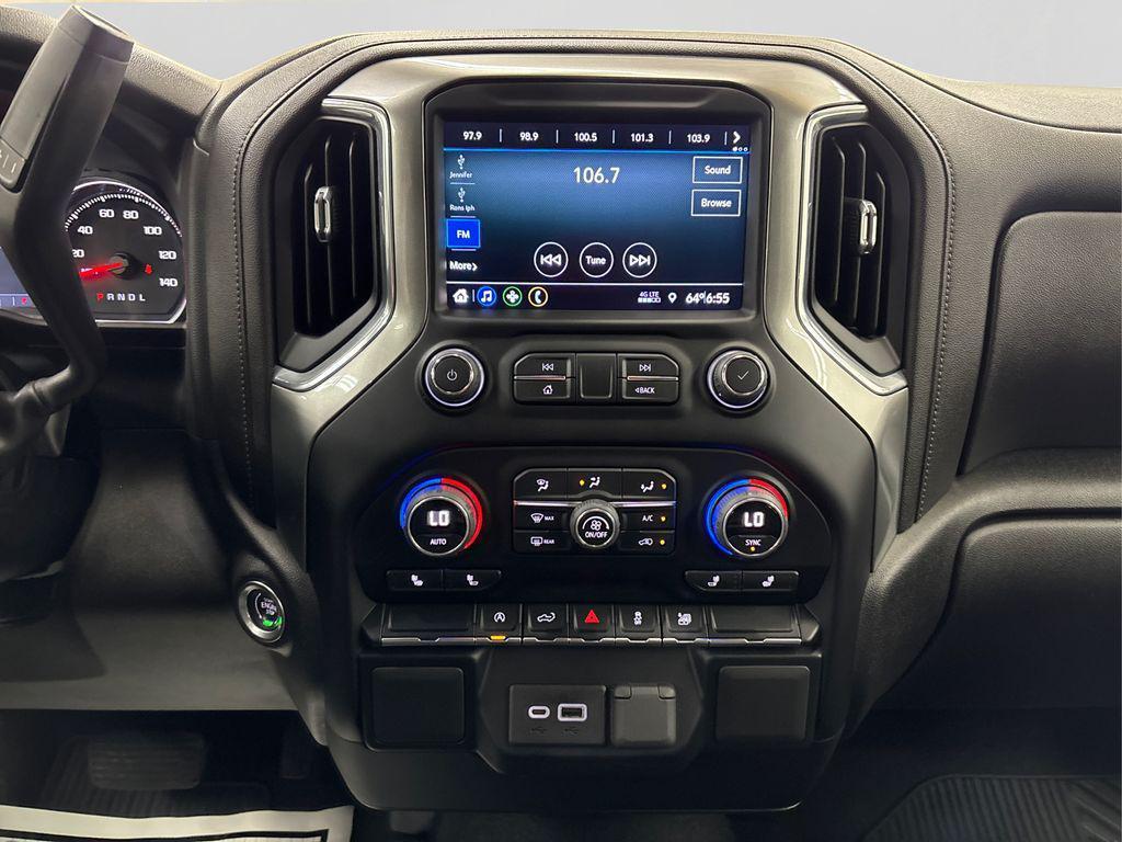 used 2022 Chevrolet Silverado 1500 car, priced at $33,090