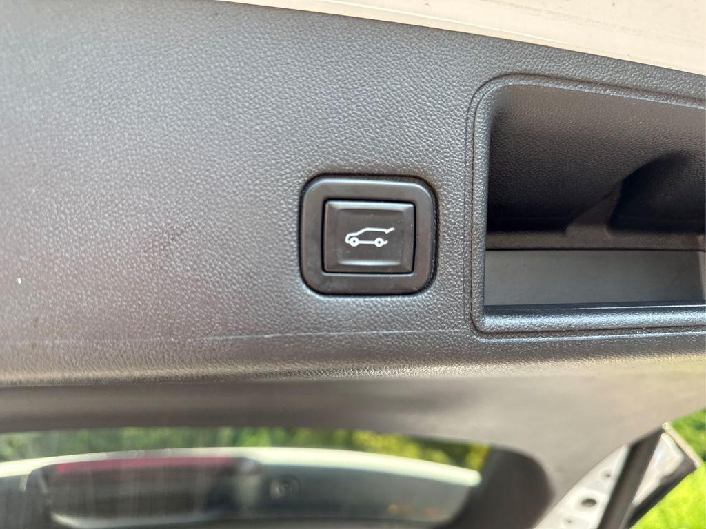 used 2022 GMC Terrain car, priced at $27,495