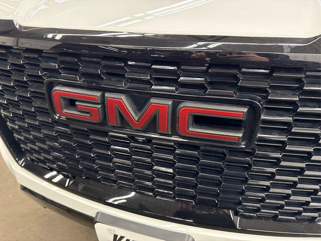 used 2021 GMC Yukon car, priced at $49,995