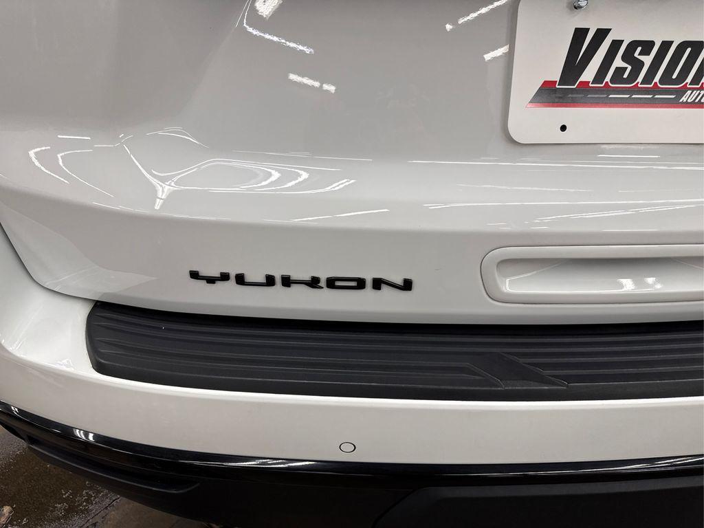 used 2021 GMC Yukon car, priced at $49,995
