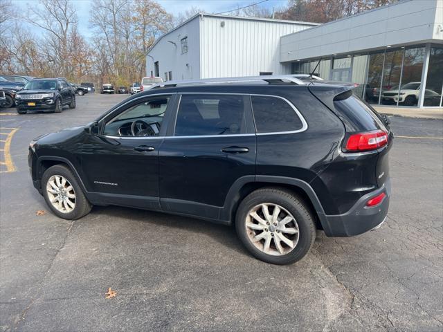 used 2014 Jeep Cherokee car, priced at $13,590