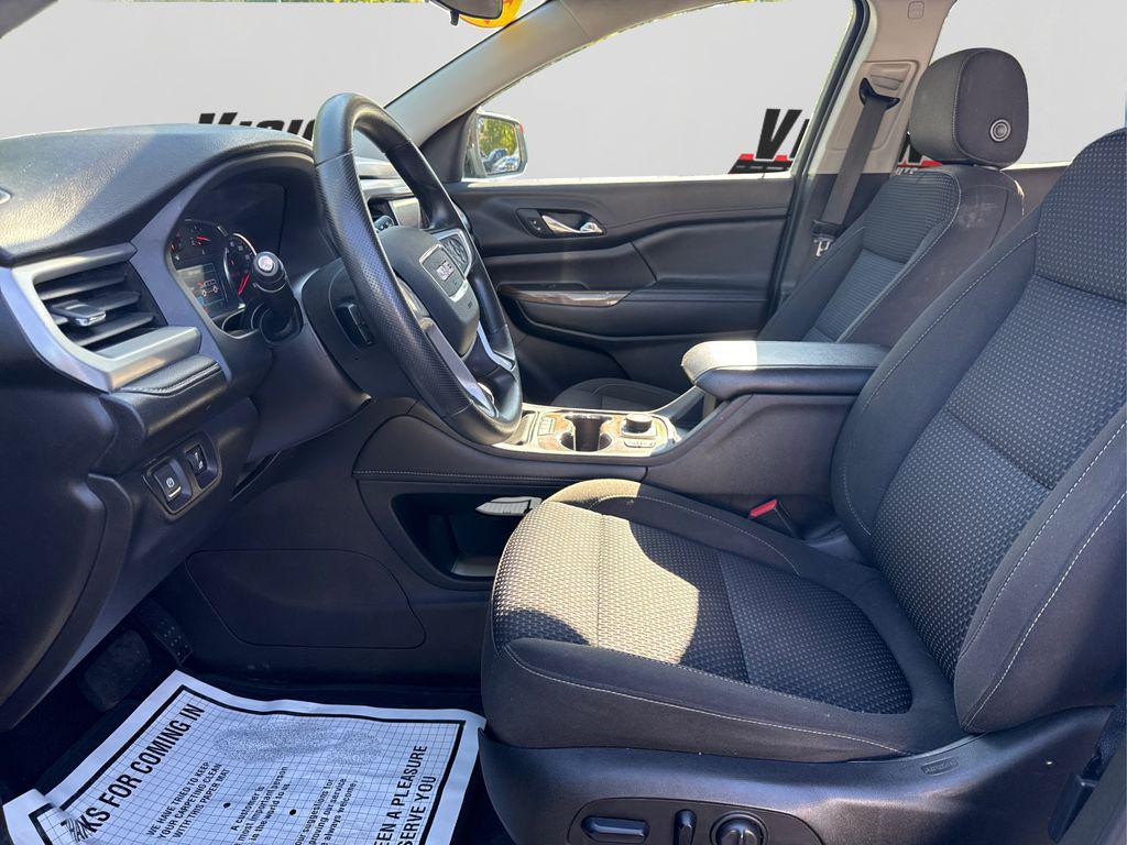 used 2023 GMC Acadia car, priced at $28,934