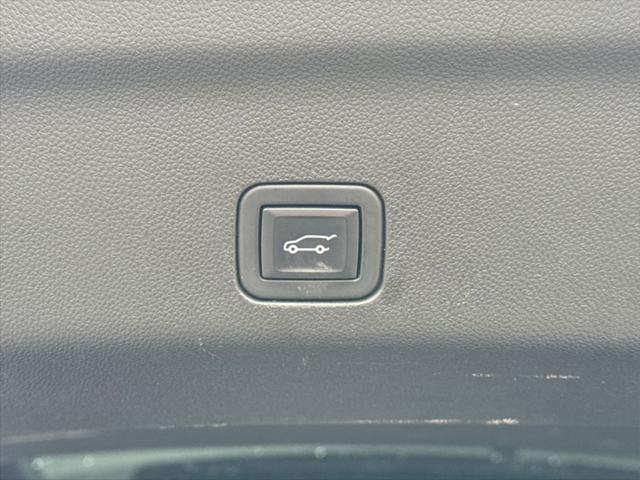 used 2023 GMC Yukon car, priced at $64,625