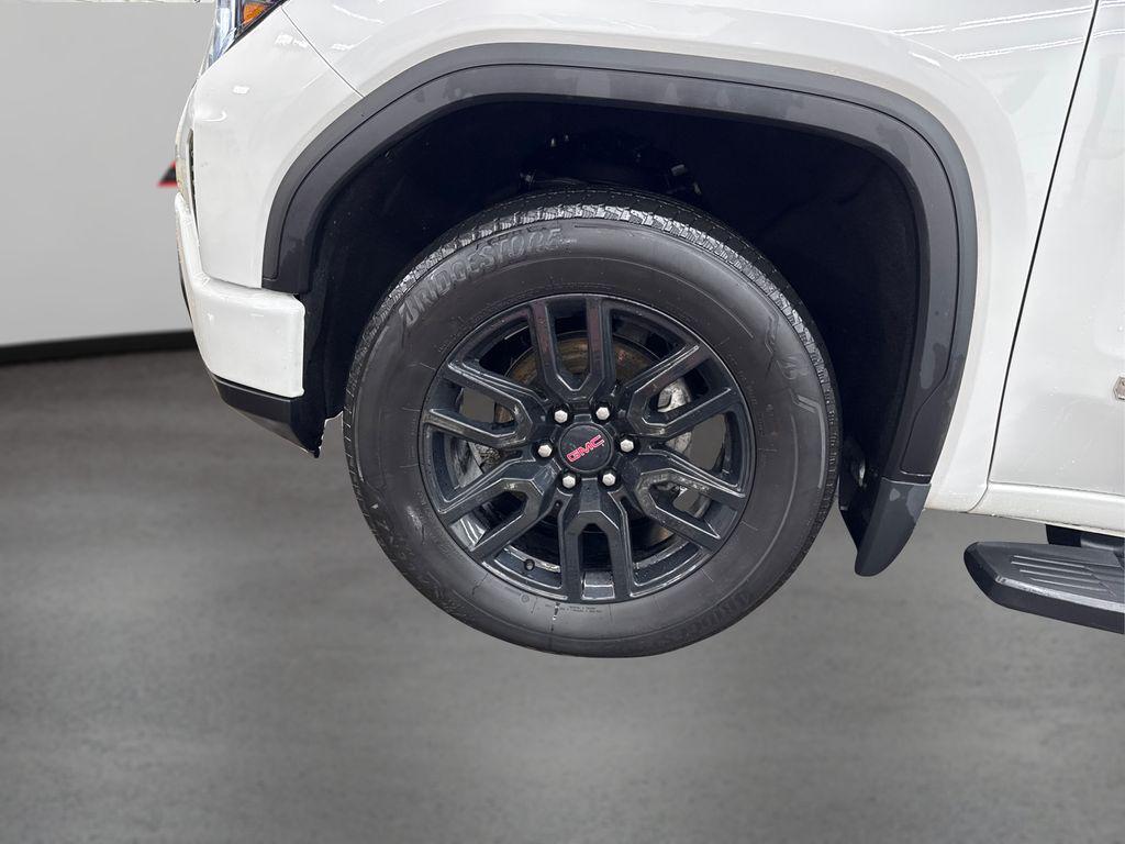 used 2022 GMC Sierra 1500 car, priced at $39,909