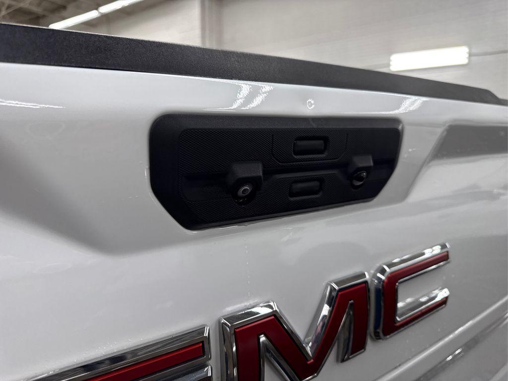 used 2022 GMC Sierra 1500 car, priced at $39,909