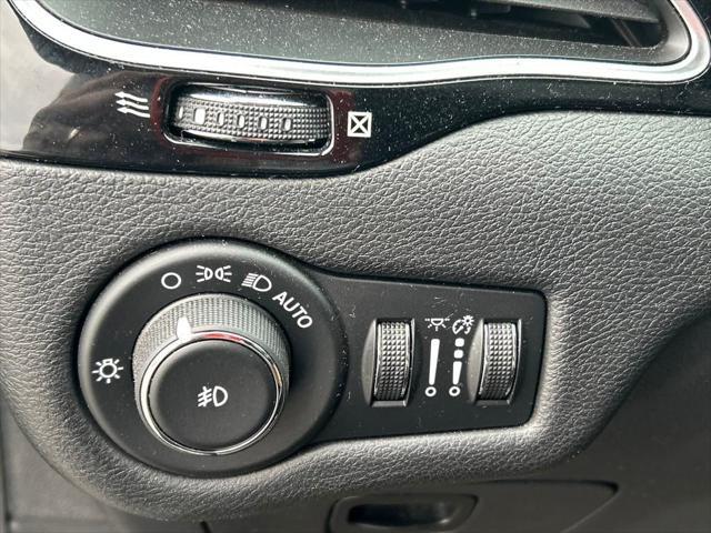 used 2020 Jeep Cherokee car, priced at $20,130