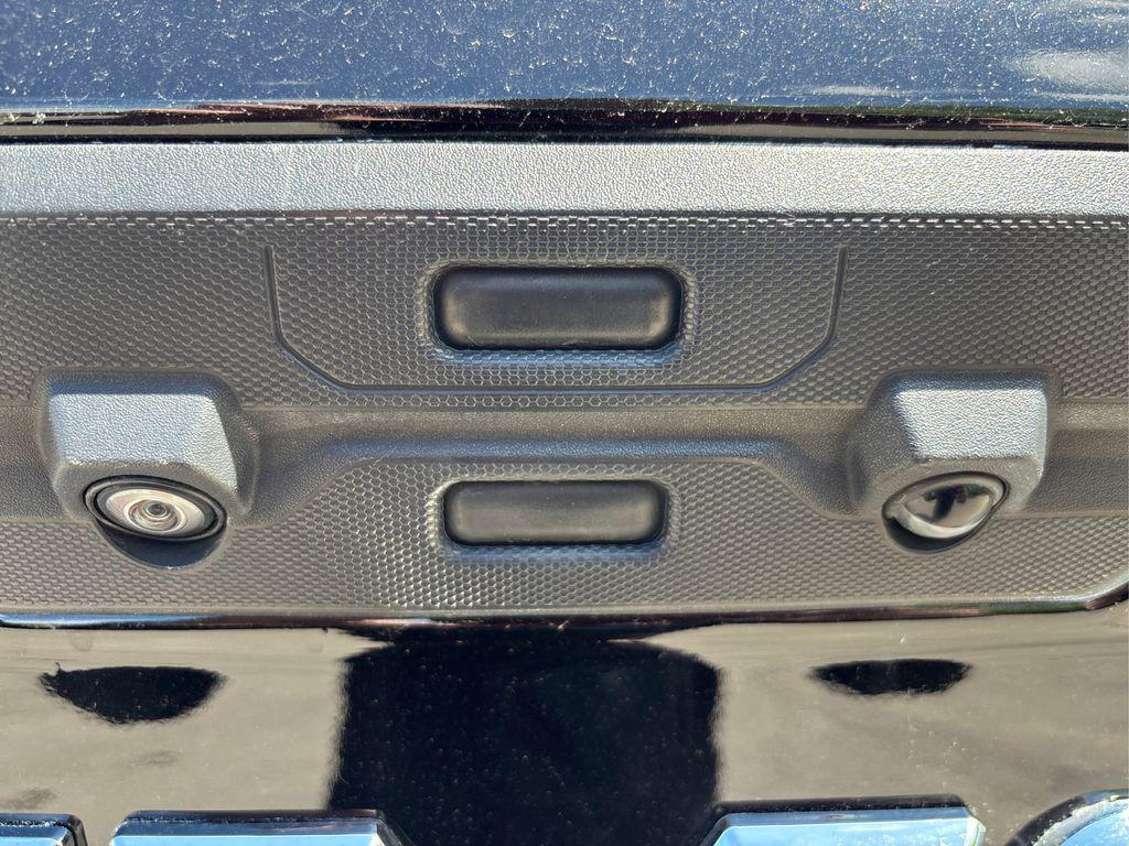 used 2022 GMC Sierra 2500 car, priced at $43,900