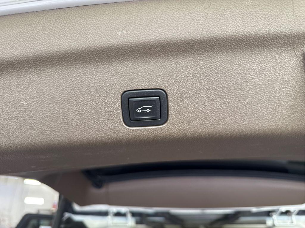 used 2022 GMC Yukon car, priced at $57,890