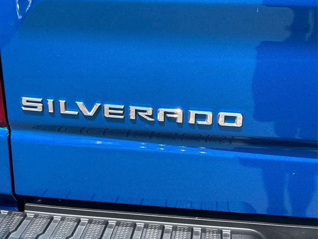 used 2022 Chevrolet Silverado 1500 car, priced at $41,290